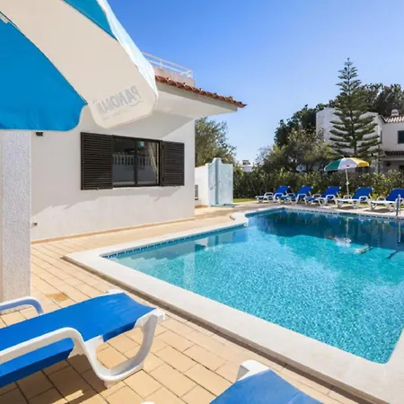 Spacious In With Private Pool